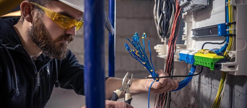 Electrical Contractor Miami | Professional Electrician Near Me