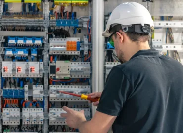 Types of Breaker Panels